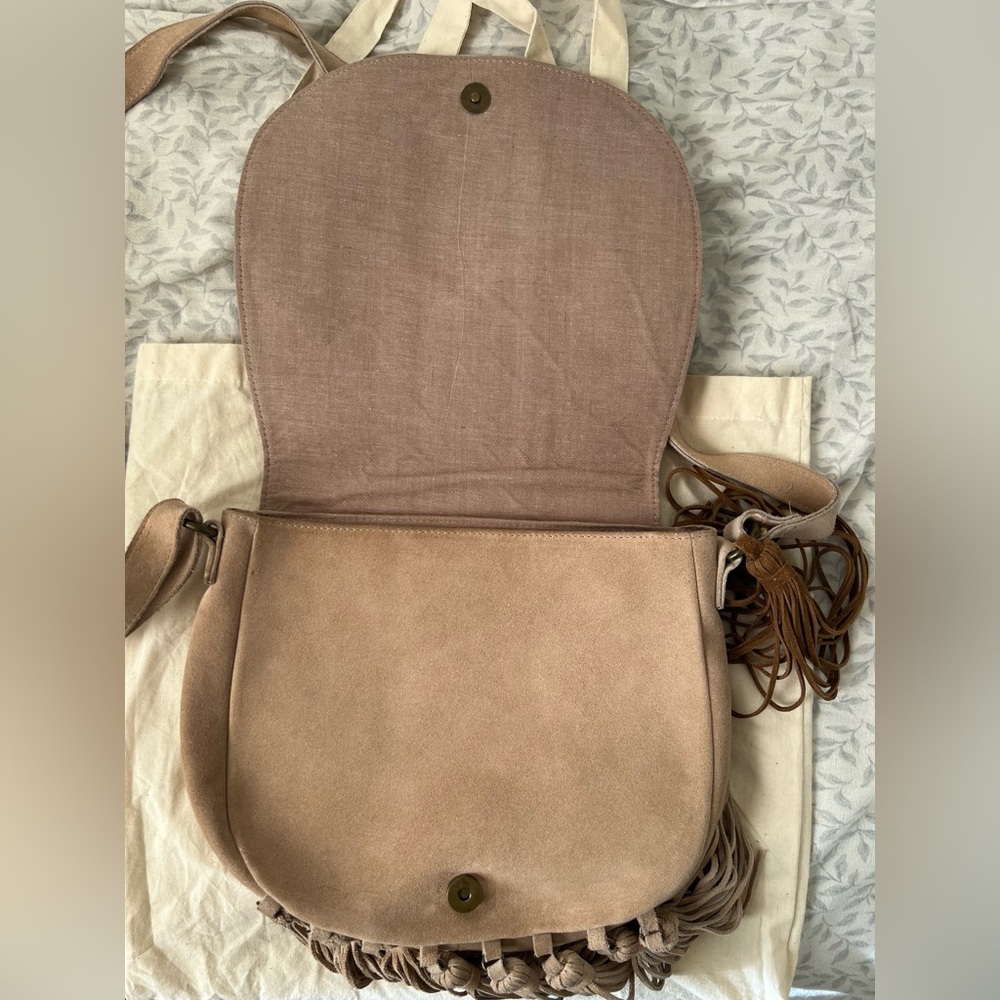 Spell & The Gypsy Collective Zephyr Patchwork Saddle Bag. - Picture 11 of 16
